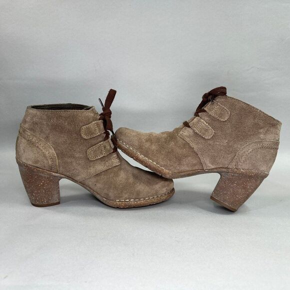Clarks Ankle Boots Women's Size 6.5 Brown Suede Leather Lace Up Ankle Booties - Picture 7 of 13